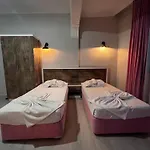 Best Alanya Hotel ホテル 3*
