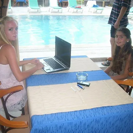 Best Alanya Hotel מלון